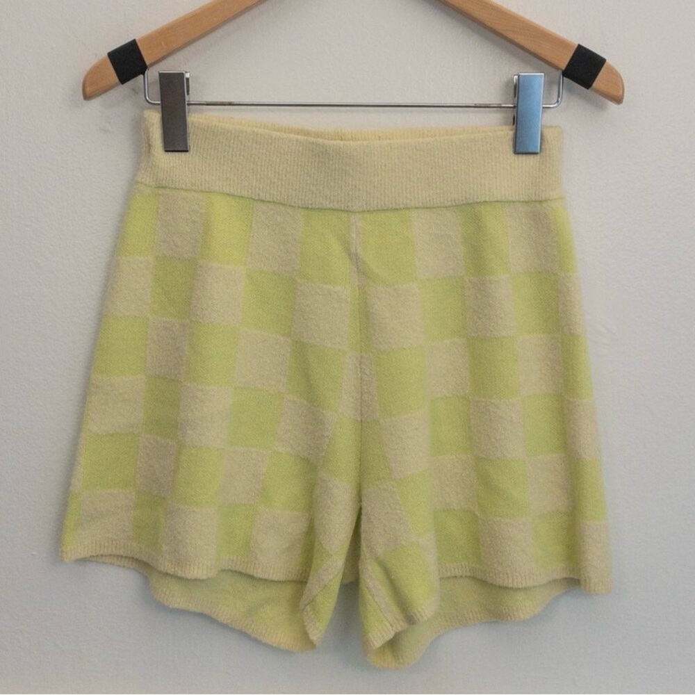 UGG Knit Checkered Lounge Shorts – XS Cozy Loungewear Must-Have - Picture 3 of 3